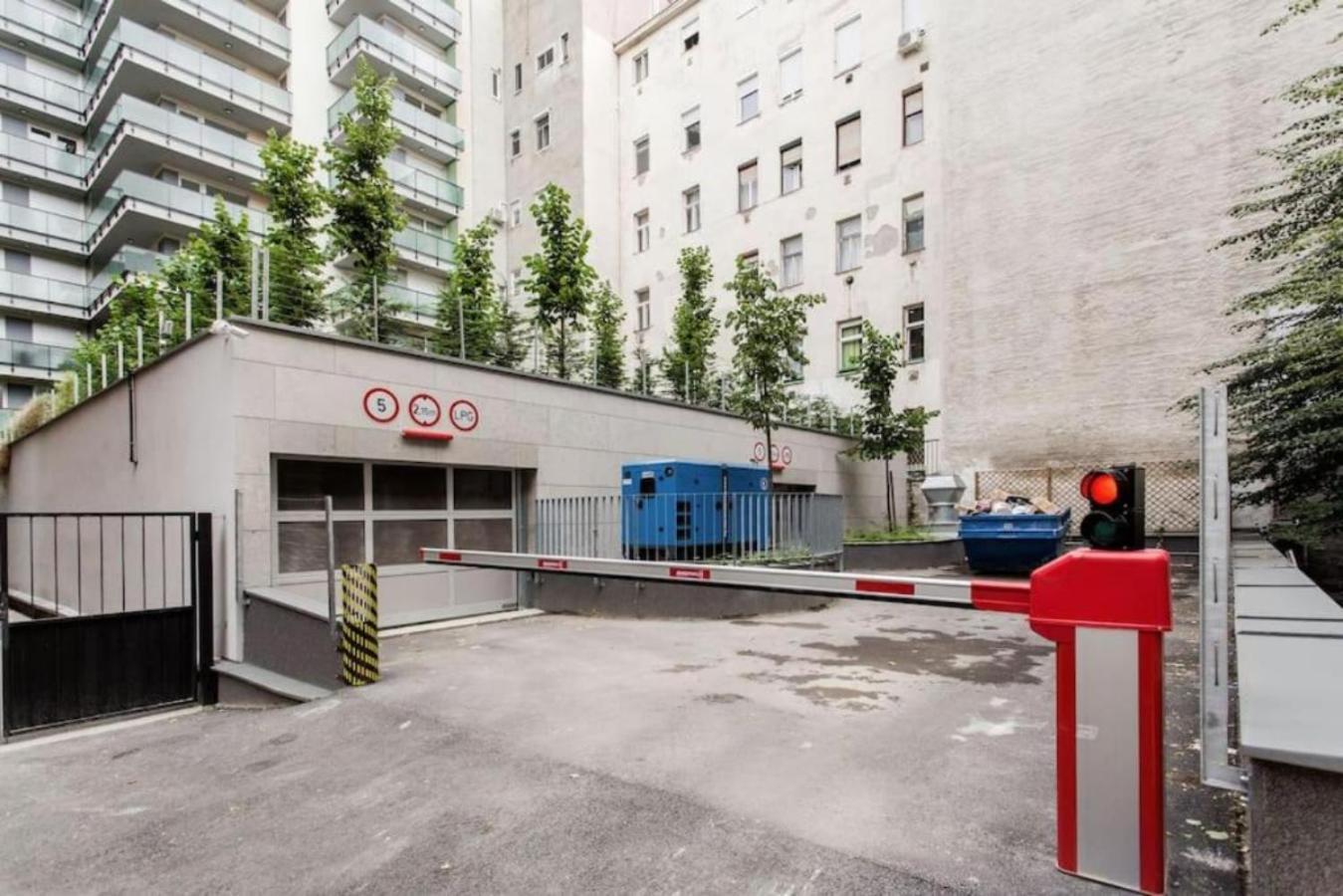 The Downtown Chill Apartment Будапеща Екстериор снимка